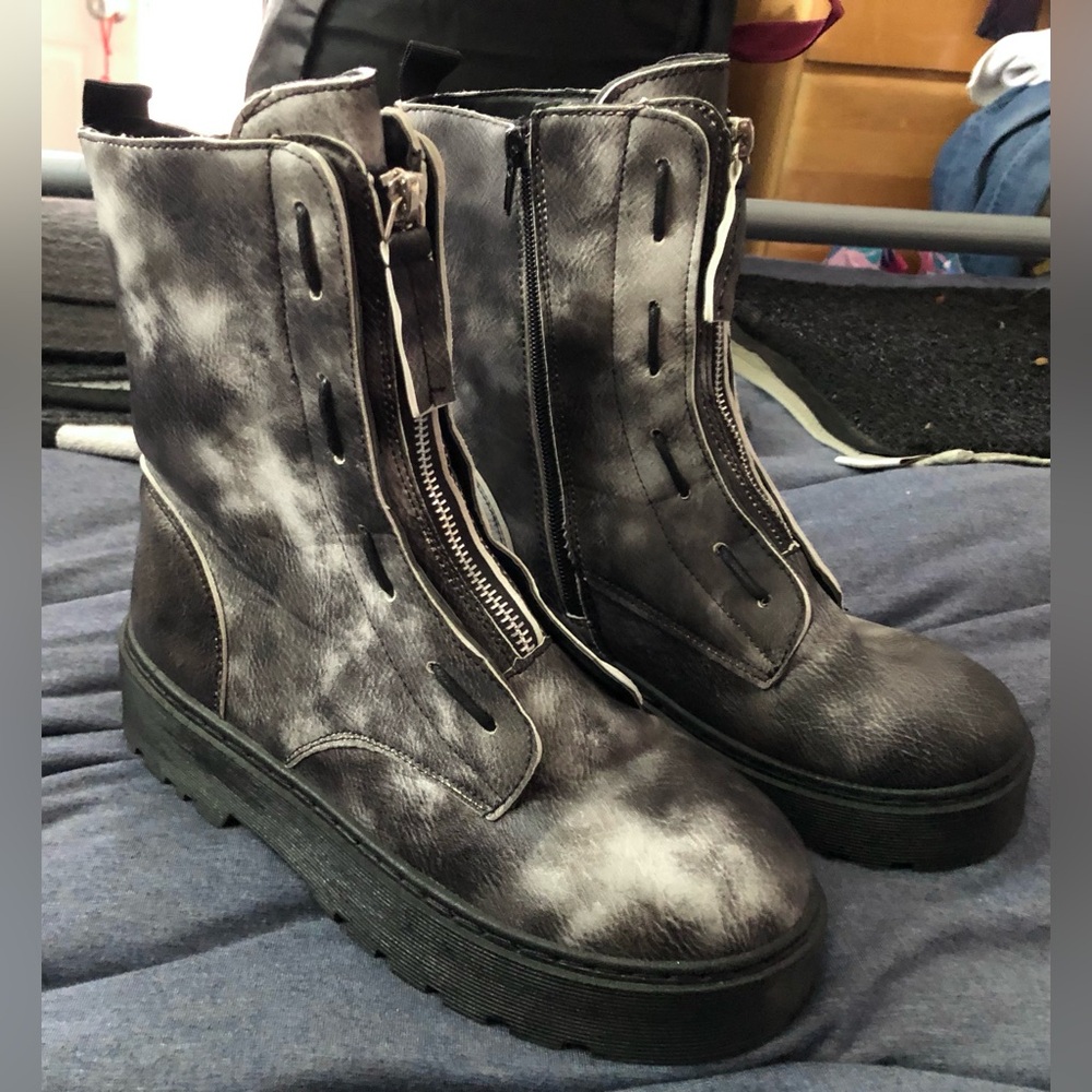 Kenzo Platform Combat Boots Apocalypse camo faux-leather womens sz 8 8.5 NM